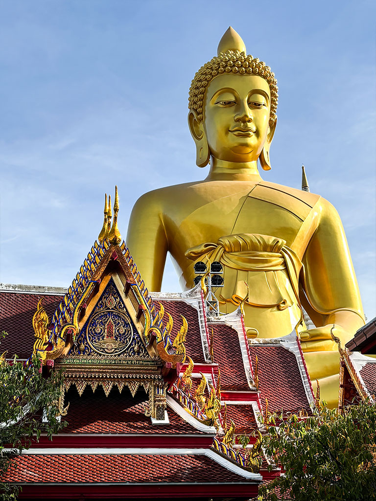 Notre séjour en famille à Bangkok - le Wat Paknam Phasi Charoen