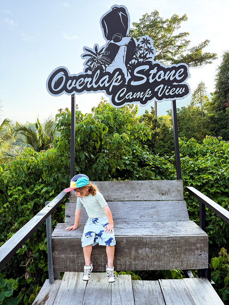 Notre séjour en famille à Koh Samui - Gaspard à l'Overlap Stone 