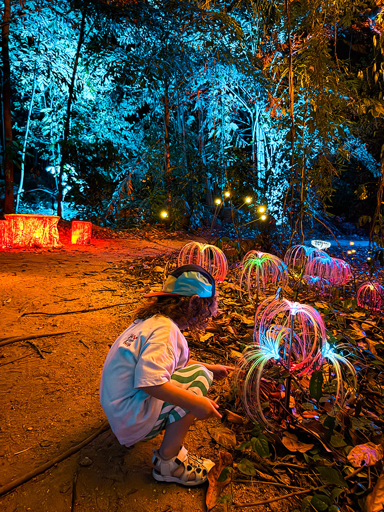Notre séjour en famille à Koh Samui - The Xperience de nuit