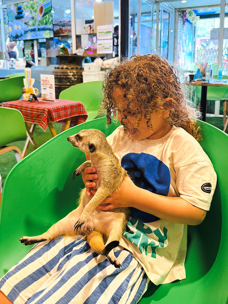 Notre séjour en famille à Koh Samui - le Capybara Coffee